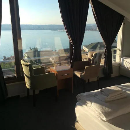 Hotel Ema 2*